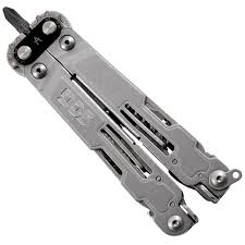 SOG Power Assess Deluxe -21 Tools